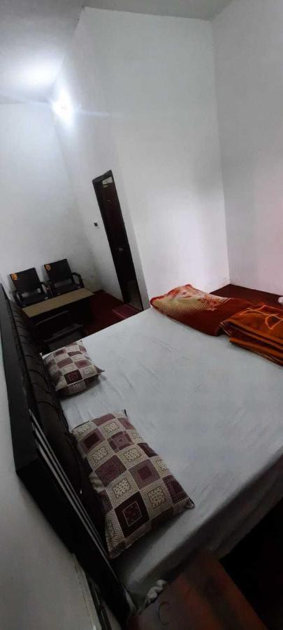 Hotel O Brave Knight Meerut Eksteriør bilde